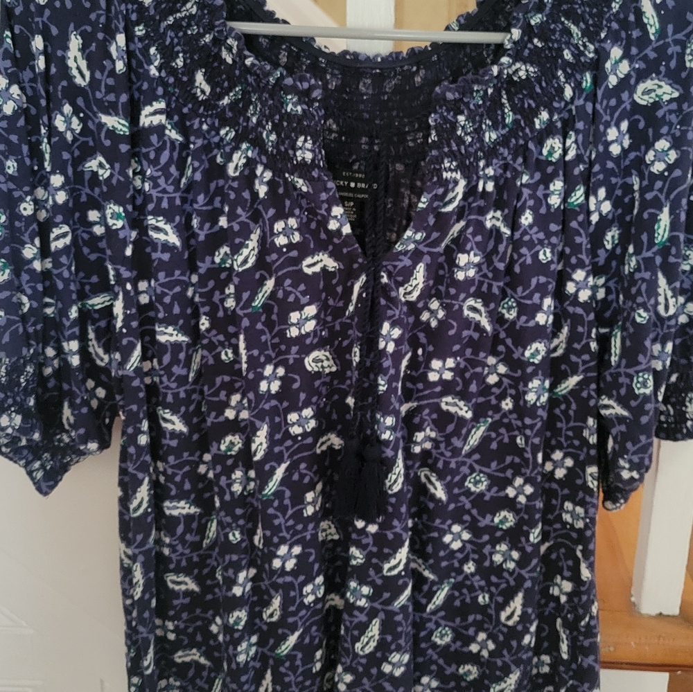 LUCKY BRAND Blue Floral Top Shirt 3/4 Sleeve Size Small Excellent Condition - Picture 5 of 8